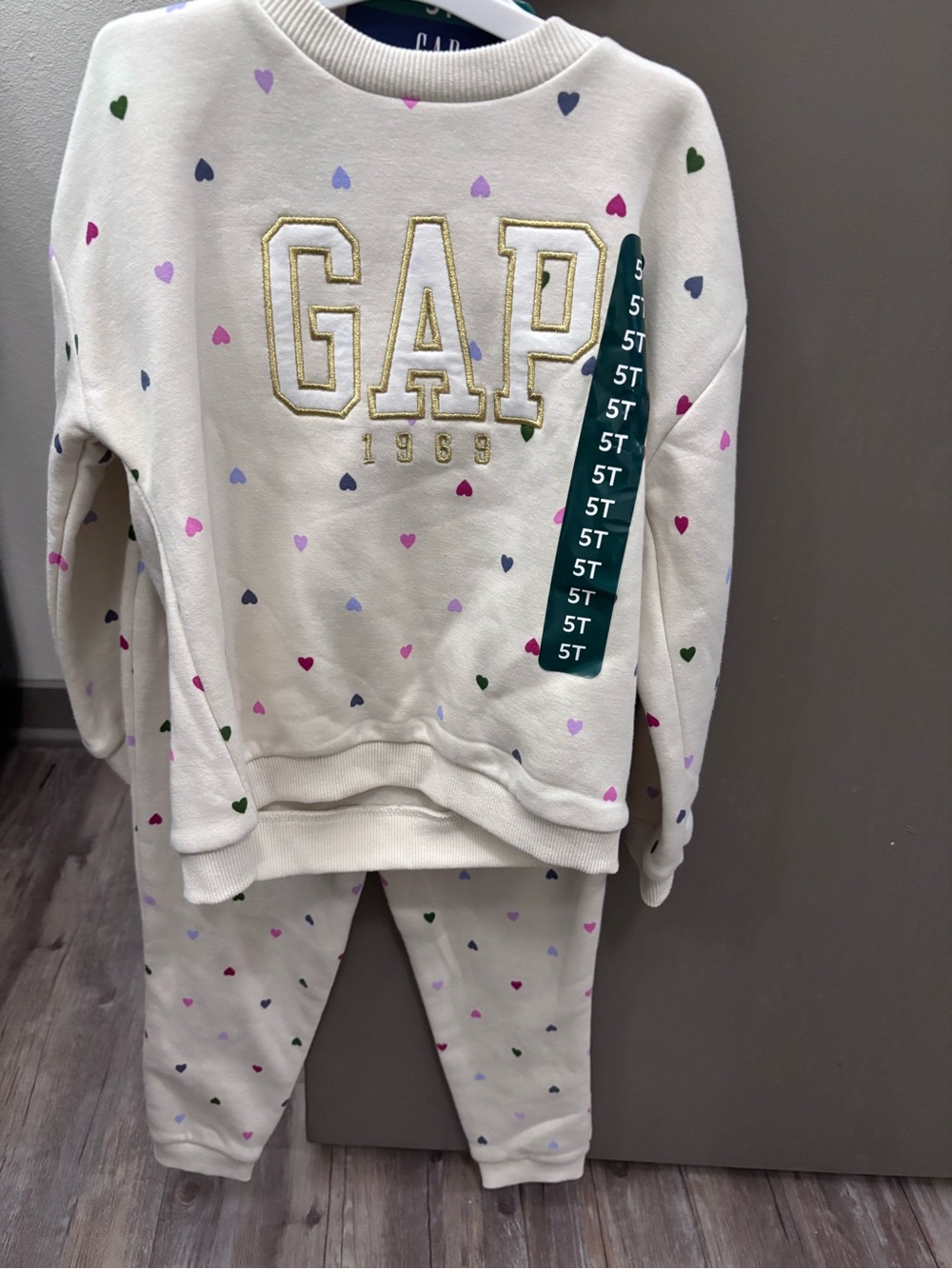 GAP Kids Cream Heart-Print set